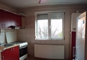 Apartament cu centrala de inchiriat