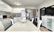 Apartamente arad chirie 3 camere bloc nou ultracentral arad
