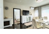 Apartamente arad chirie 3 camere bloc nou ultracentral arad boul rosu piata avram iancu