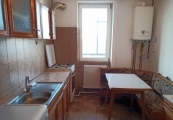 Chirie apartament 2 camerecu centrala termica proprie in arad centru